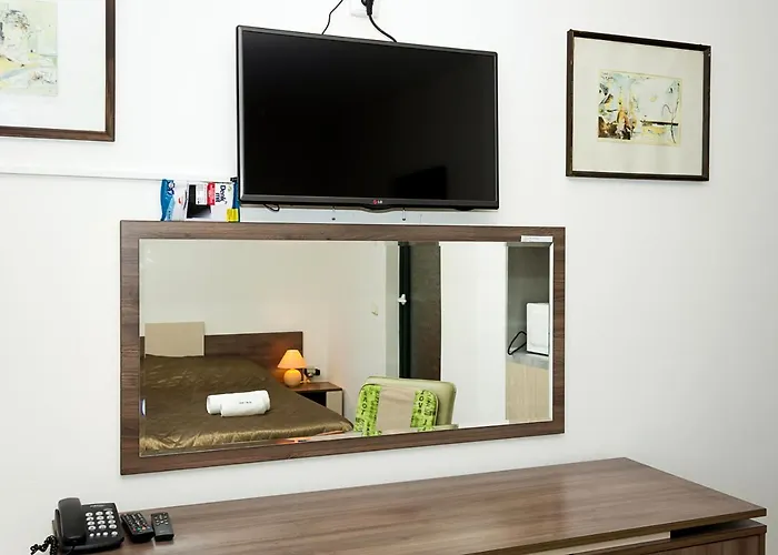 דירה Comfortable In Sveta Elena By Flat Mаnаger וארנה