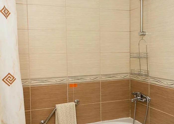 דירה Comfortable In Sveta Elena By Flat Mаnаger וארנה